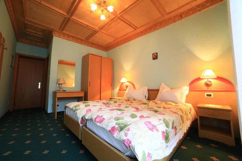Hotel Alpenhotel La Montanara 3*